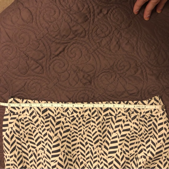 LOFT pencil skirt - Picture 6 of 7